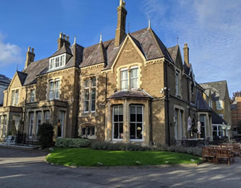 Cotswold Lodge Hotel