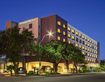 DoubleTree by Hilton San Antonio Downtown